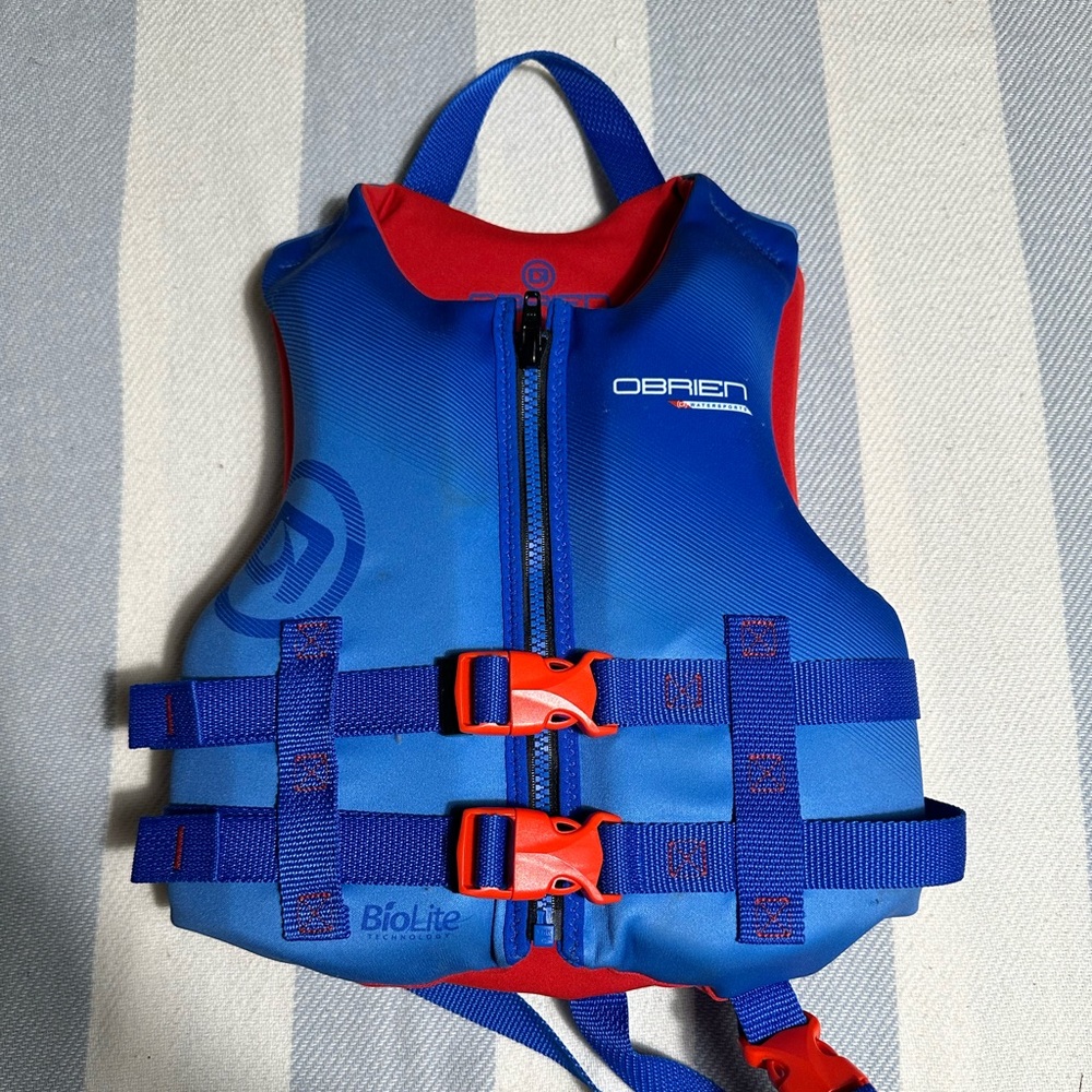 O’Brien toddler swim vest